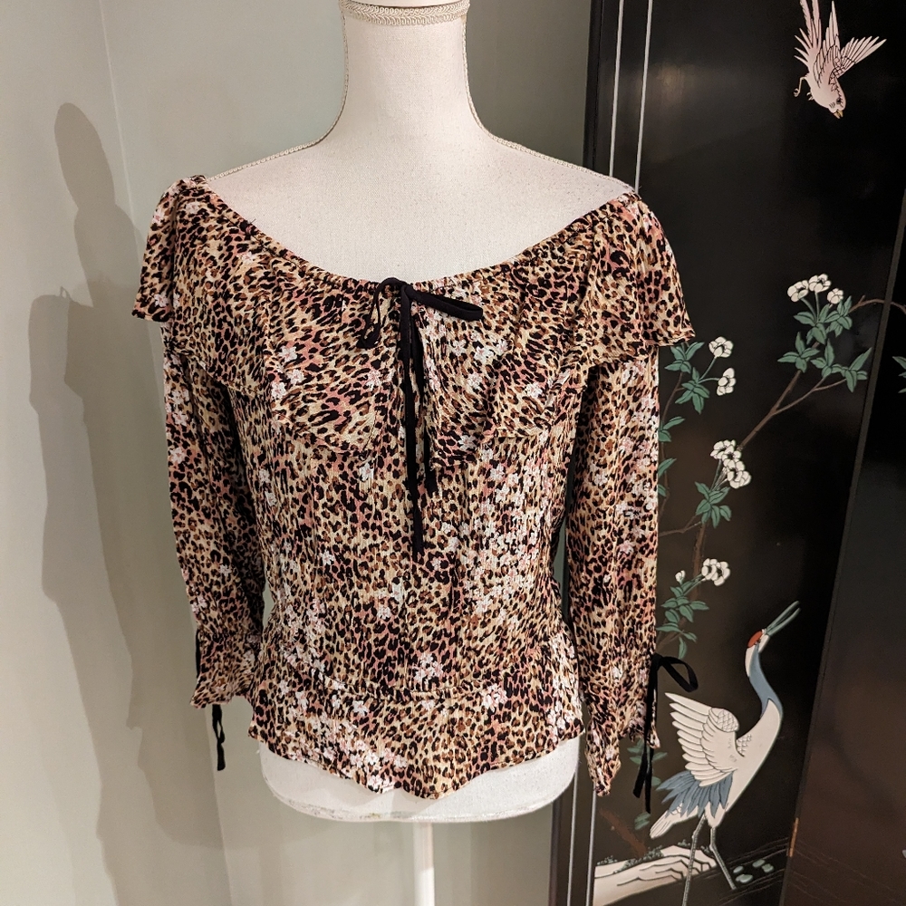 NEW American Rag Juniors Small Animal Print Off The Shoulder Flounce Top NWT 131
